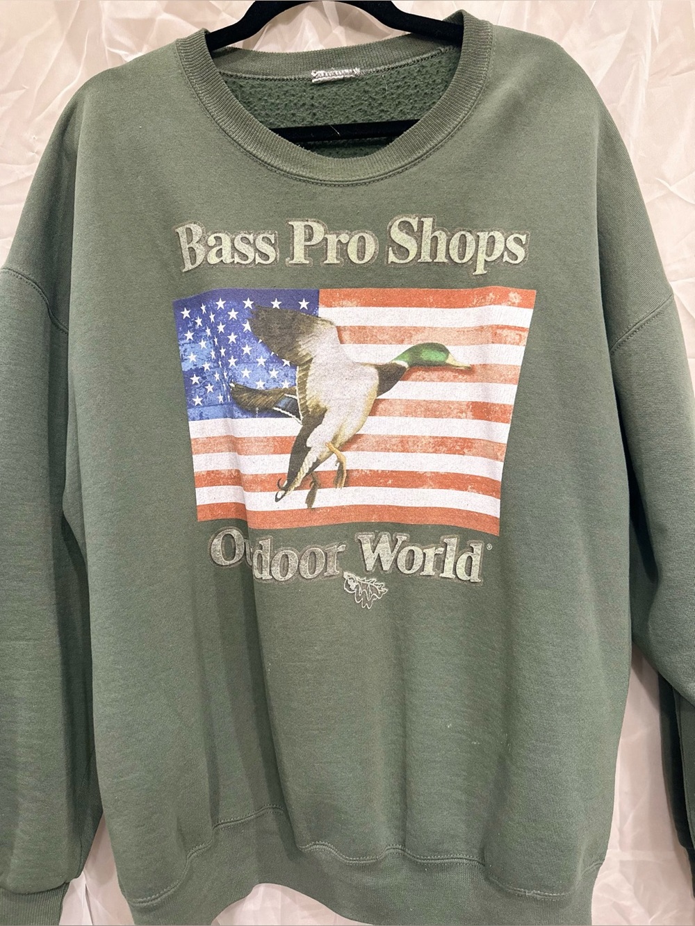 Bass Pro Shops Green Crewneck Sweatshirt with American Flag & Duck Graphic